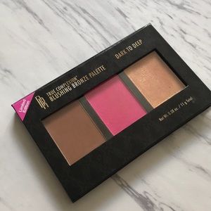 Black Radiance Blushing Bronze palette